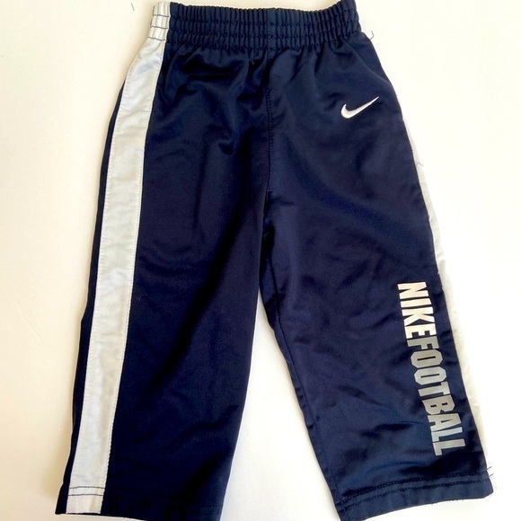 Nike Boys 18 Months Matching Navy Sweatsuit With Football Theme - Picture 4 of 5